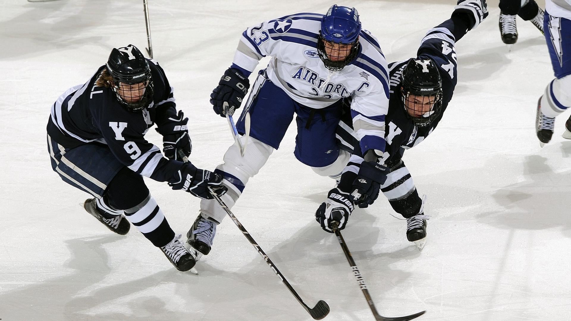 马竞卫冕之路蒙阴影，前场便秘后场马虎，三连败后夺冠希望几何？