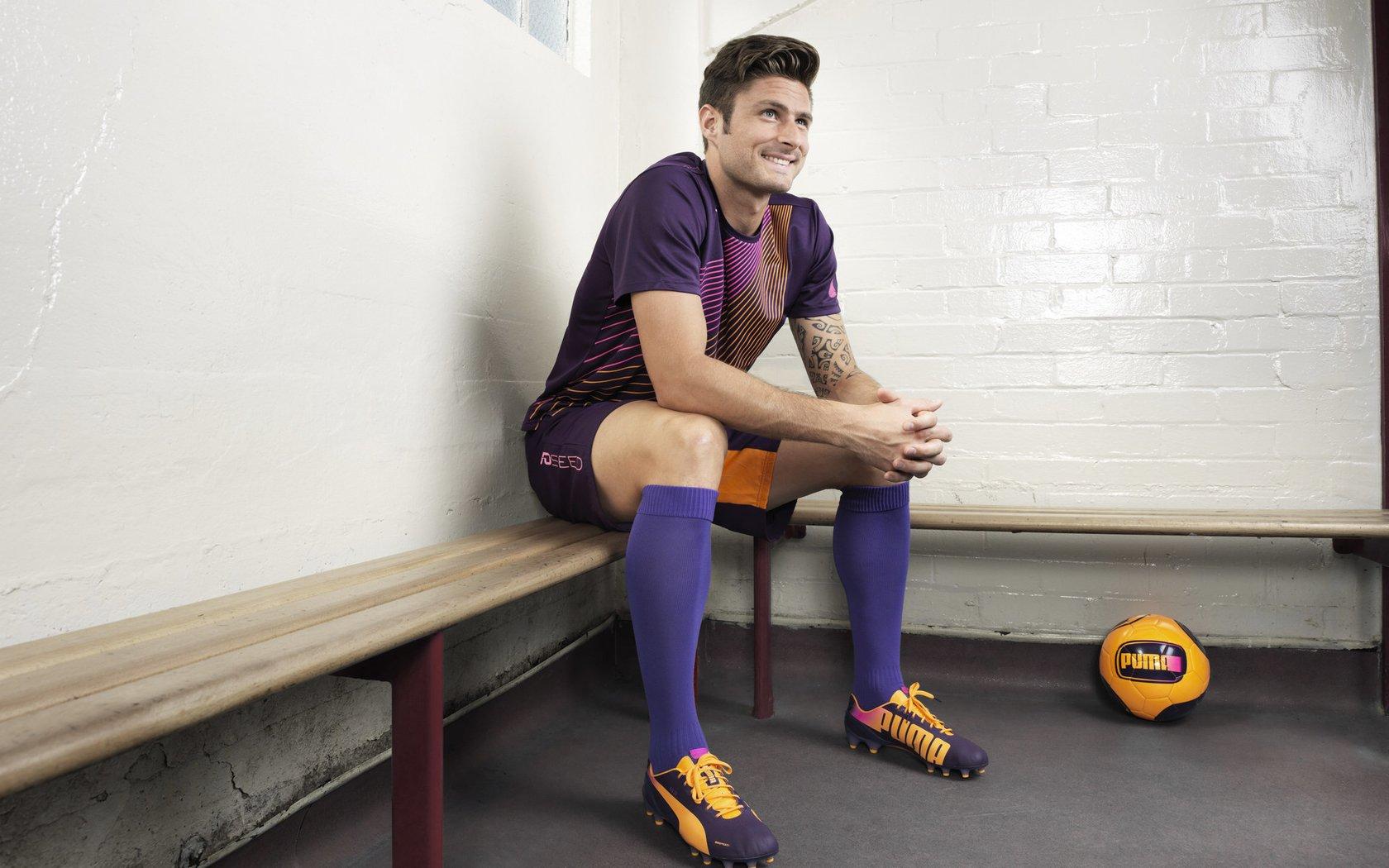 传奇魔术师评选历史最佳五人组引热议，詹姆斯科比未入选，球迷惊呼，这阵容能全胜夺冠